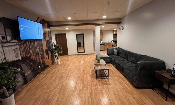 Morgantown Apartamento | Spacious 3BR/3BA, Downtown Morgantown, Near WVU