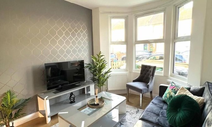 Watford Casa | Casa-Baño Privado-De Lujo-63 Belgrave avenue