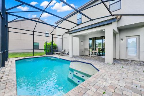 Haines City Casa | Spacious 3BR plus Den with Pool, Near Disney and More