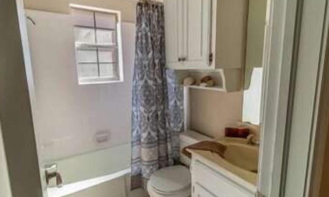 Broken Arrow Casa | Spacious 3/2 BR Ranch home in Broken Arrow!