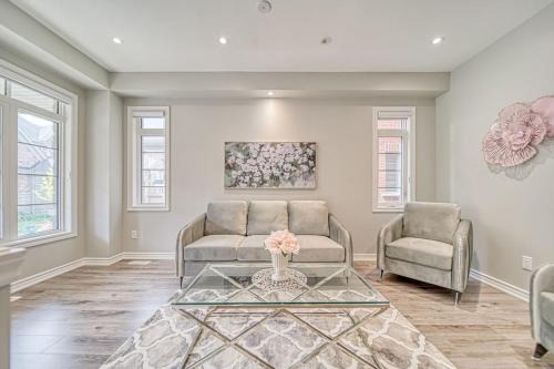 Ajax Casa | Spacious 3BR Townhome Near Casino & Thermea Spa