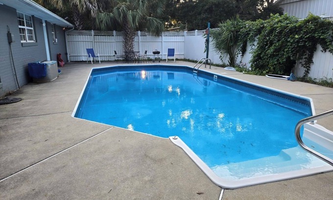 Fort Walton Beach Casa | Spacious 4-Bedroom Home with Private Pool