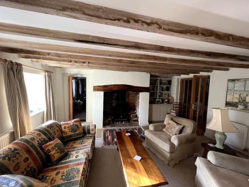 North Creake Casa | Spacious 4 bed family home near coast