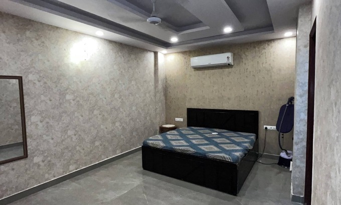South West Apartamento | Spacious 4-bedroom apartment in lovely Delhi
