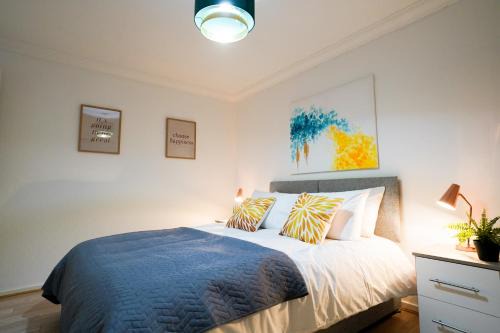 Tea Green Apartamento | Spacious, 4 Bedroom, Free Parking & Garden