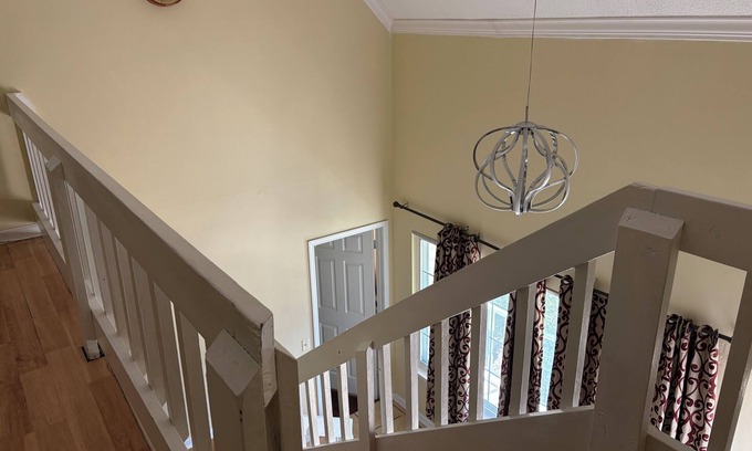 Normal Casa | Spacious 4-bedroom house with AC and WiFi in charming Huntsville