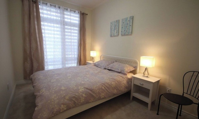 Vaughan Casa | Spacious 4-Bedroom Home with High Ceilings