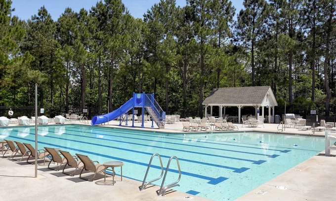 Raleigh Casa | Spacious 4-Bedroom Home with Golf Course Views, Minutes from Downtown Raleigh