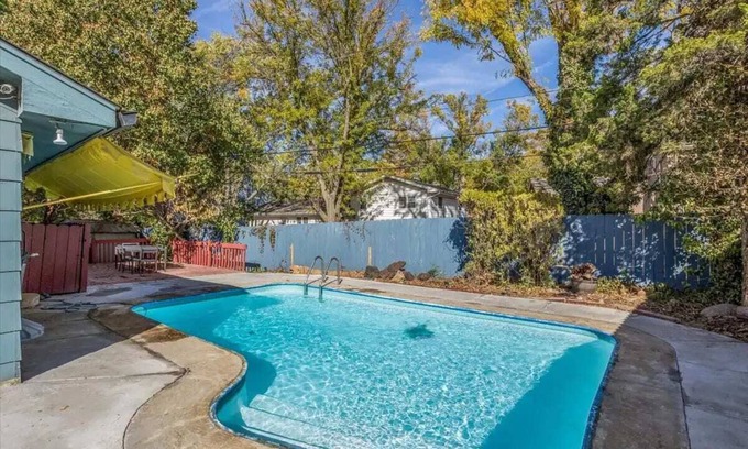 Wichita Casa | Spacious 4-bedroom house with Pool in great area