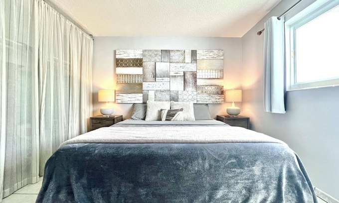 Northeast Miami Casa | Spacious 4-bedroom house with WiFi and AC in central Miami