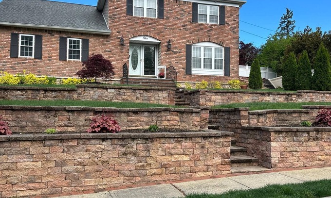 Farmingdale Casa | Spacious 4-bedroom townhome, 5 min walk from Bethpage Black