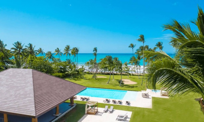 La Ceiba Apartamento | Spacious 4-BR apt with AC, WiFi and jacuzzi at playa bonita Beach Residences