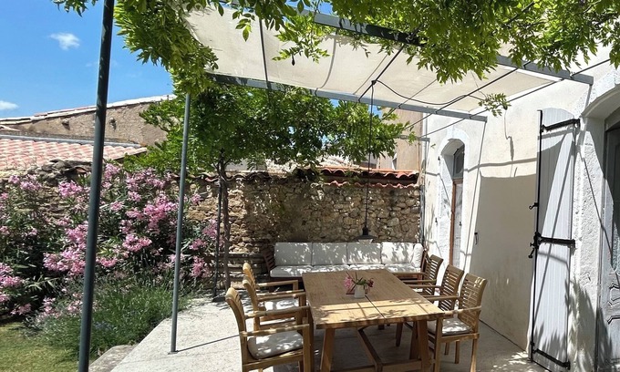 Thezan-les-Beziers Casa | Spacious 4-Bedroom Private Townhouse, Garden & Views -20 Min to Beaches & Rivers