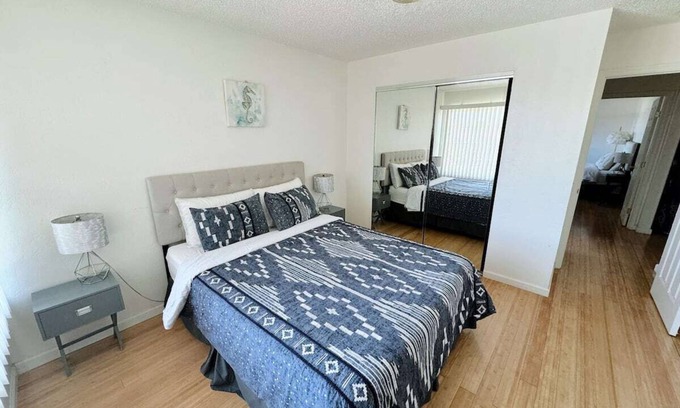 Seaside Casa | Spacious 4B2B Home + 2 FREE Aquarium Tickets Perfect Holiday Getaway in Seaside!