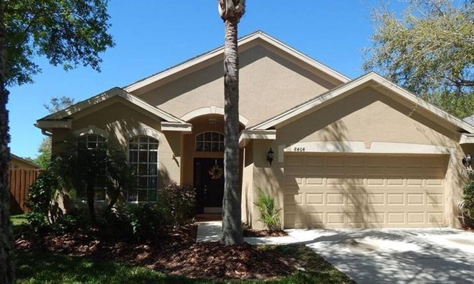 New Tampa Casa | Spacious 4B2B House in New Tampa - minutes to i-75 and i-275