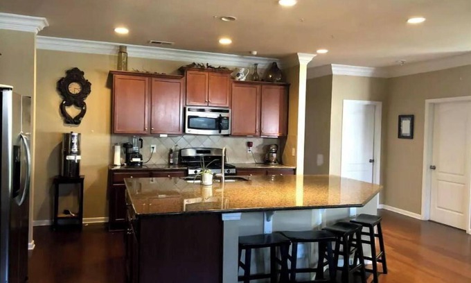 Huntersville Casa | Spacious 4BR/2office kid-friendly, 3600 sqft home