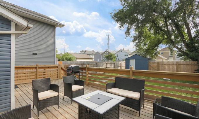 Weinland Park Casa | Spacious 4BR w/ Game Room & Yard | Walk to OSU