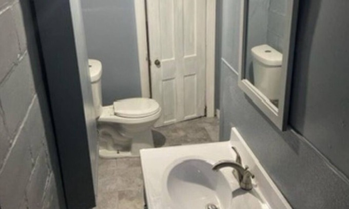 Maple Heights Casa | Spacious 5-bedroom house in Maple Heights