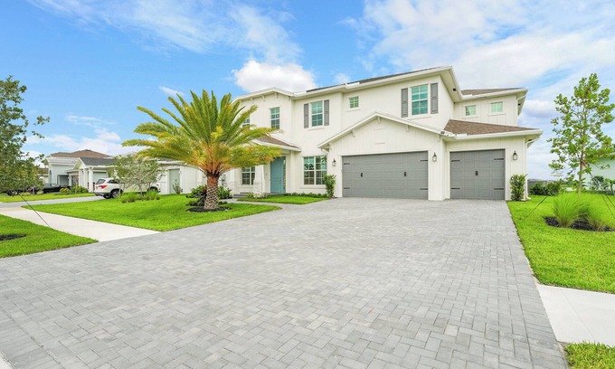 Loxahatchee Casa | Spacious 5-bedroom 4.5 Bath, Brand New Lake house, 5- 6 months rentals Preferred