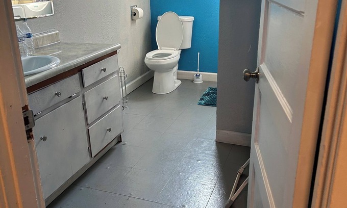 Crockett Casa | Spacious 5-bedroom house quiet peaceful safe Crockett withAC