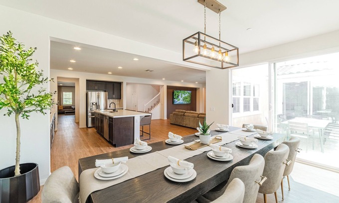 Winchester Casa | Spacious 5-bedroom house with AC, WiFi in awesome Murrieta