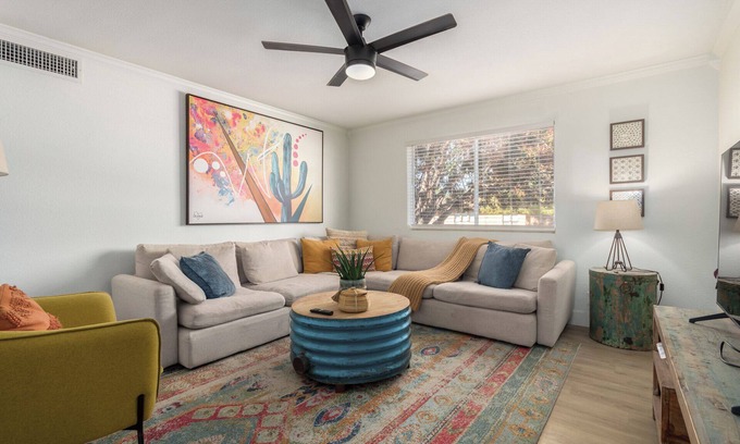 Gilbert Casa | Spacious 5-bedroom house in wonderful Gilbert with AC