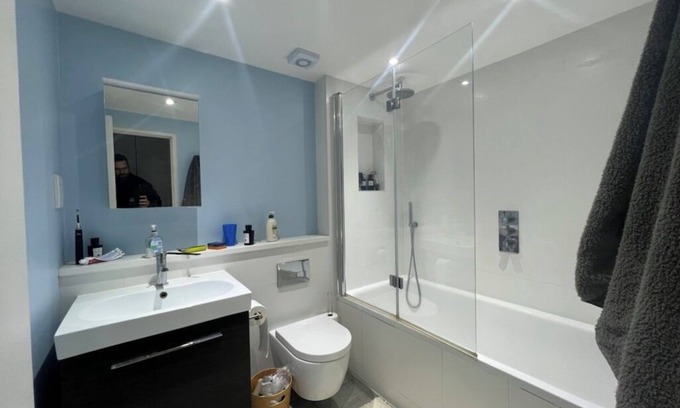 Thamesfield Casa | Spacious 5-bedroom house.Bring the whole family & friends.Prime location London