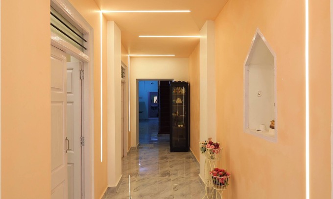 White Town Casa | Spacious 5-bedroom house in phenomenal Pondicherry with AC, WiFi
