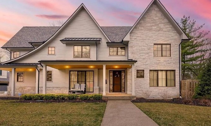 Birmingham Casa | Spacious 5-Bedroom Retreat in Birmingham, MI — Ideal for Families & Groups