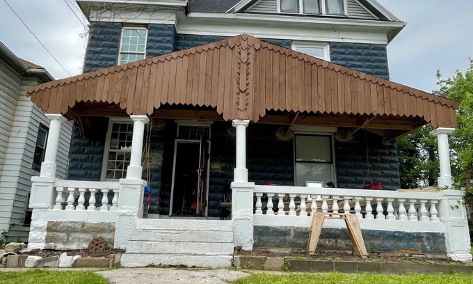 Parkersburg Casa | Spacious 5-bedroom house in charming Parkersburg with WiFi, AC