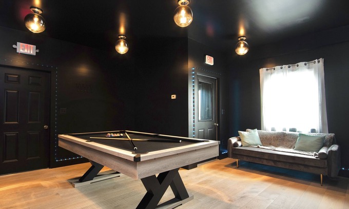 Plattsburgh Casa | Spacious 5 bedroom Modern Rental w/ POOL TABLE