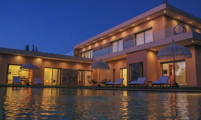 Ouled Moumen Casa | Spacious 5-bedroom villa with swimming pool and garden in lovely Marrakech