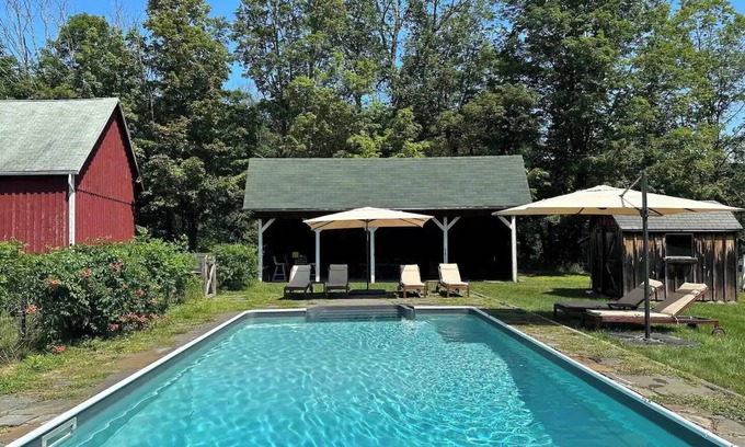 Prattsville Casa | Spacious 5bd/3ba Catskills House w Pool, River/Lake Access, WiFi, A/C & Gameroom