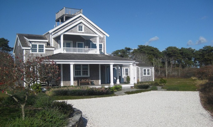 Tom Nevers Casa | Amplia casa privada en 3 acres cerca de la playa / carril bici / Shuttle