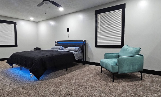 Fairfield Casa | Spacious 5BR + Office Fairfield Oasis w/Pool & Decks