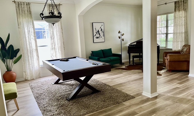 Sabal Harbour Casa | Spacious 5BR Private Home Private Pool & Salt Water Spa Minutes from Beaches