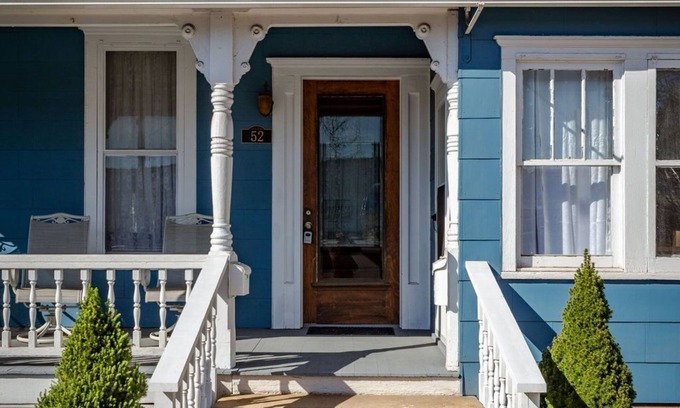 Hughesville Casa | Spacious 5BR Victorian in charming Hughesville sleeps 12