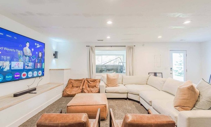 Orem North Casa | Spacious 6BR Home with Theater & Private Hot Tub