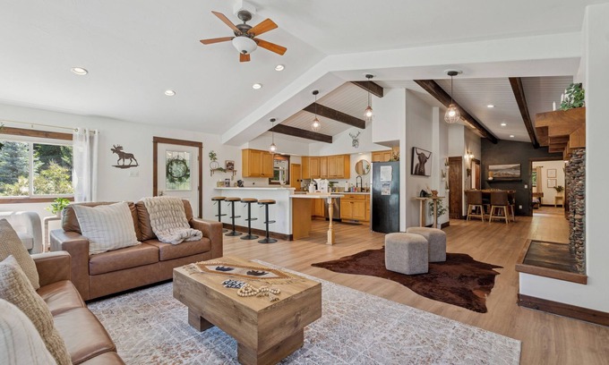 Lakeside Casa | Spacious 7-Bed Home w/ Hot Tub, Fireplace, Gym, Wine Bar, and 2 Living Spaces!