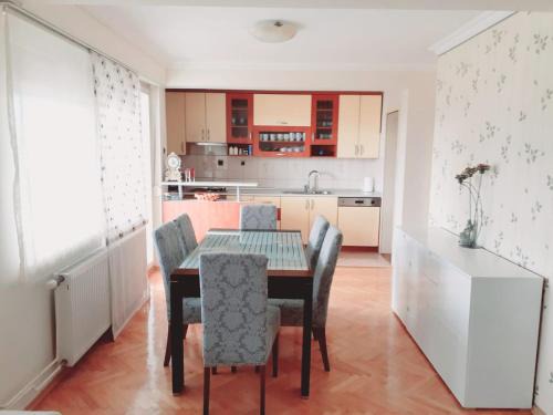 Ljubuski Apartamento | Spacious 80m2 Apartment in the Center