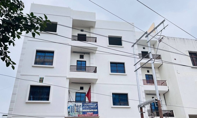 Varanasi Apartamento | Spacious 9-bedroom apartment in phenomenal Varanasi with AC