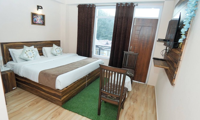 Shimla Casa | Spacious 9-bedroom apartment in enjoyable Shimla with fitness room
