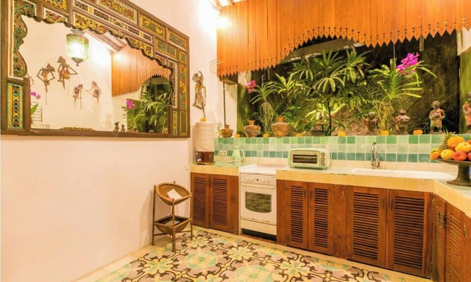 Sanur Kauh Condominio | Spacious 9 Villa bedroom condo in beautiful Sanur Near Ocean Bali - Kitchen