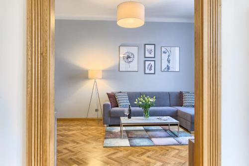 Josefov Apartamento | Spacious And Bright Apartment Dusni 13