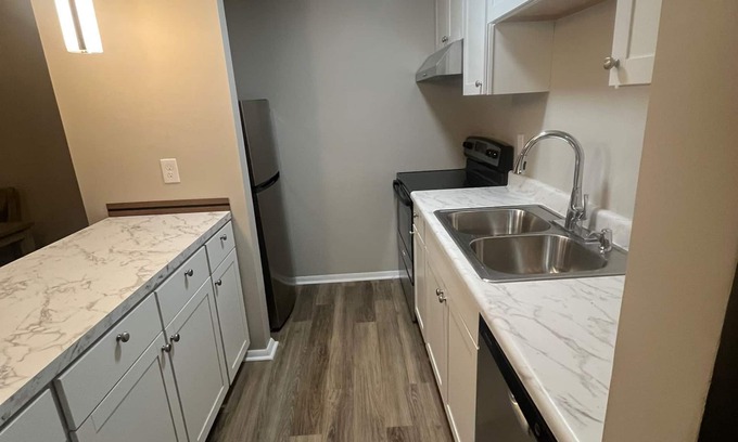Huntsville Apartamento | Spacious and Fully Renovated 2 BR, 1 RR
