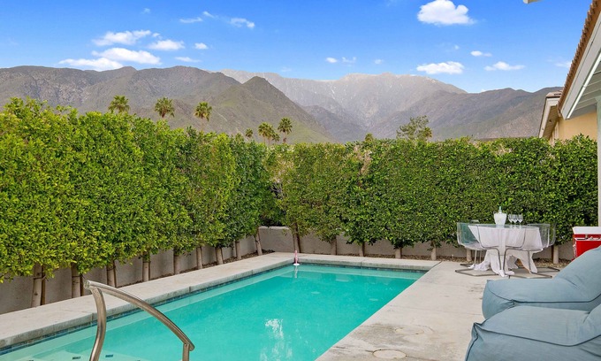 Little Tuscany Casa | Villa espaciosa y lujosa en Palm Springs, 5BR/5BA, ¡a 5 minutos del centro!