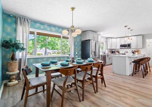 Strongsville Casa | Spacious and Luxury Designed Ranch with Game Room