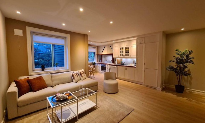 Stavanger Apartamento | Spacious And Modern, 2-Bedroom, Near Center, Free Parking, Best Location