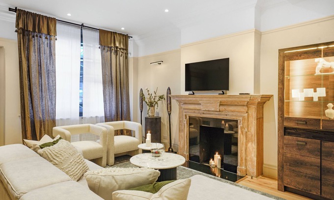 Royal Borough of Kensington and Chelsea Apartamento | Spacious and Modern 4 Beds Home in Kensington