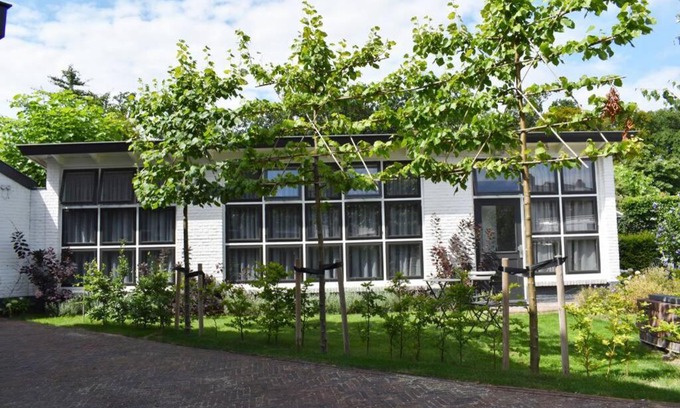 Warmond Apartamento | Spacious and modern apartment Warmond